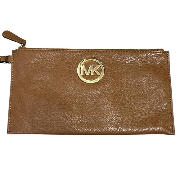 Michael Kors Fulton Pebbled Brown Leather Large Wristlet Clutch - Picture 13 of 13